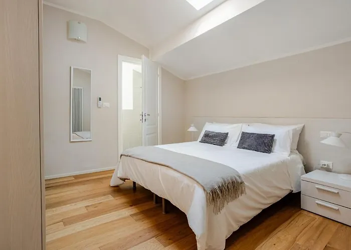 Cathedral Loft - Elegant Two-room On Piazza Duomo Appartamento Ferrara