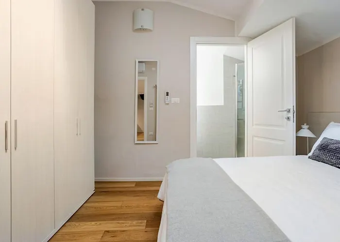 Cathedral Loft - Elegant Two-room On Piazza Duomo